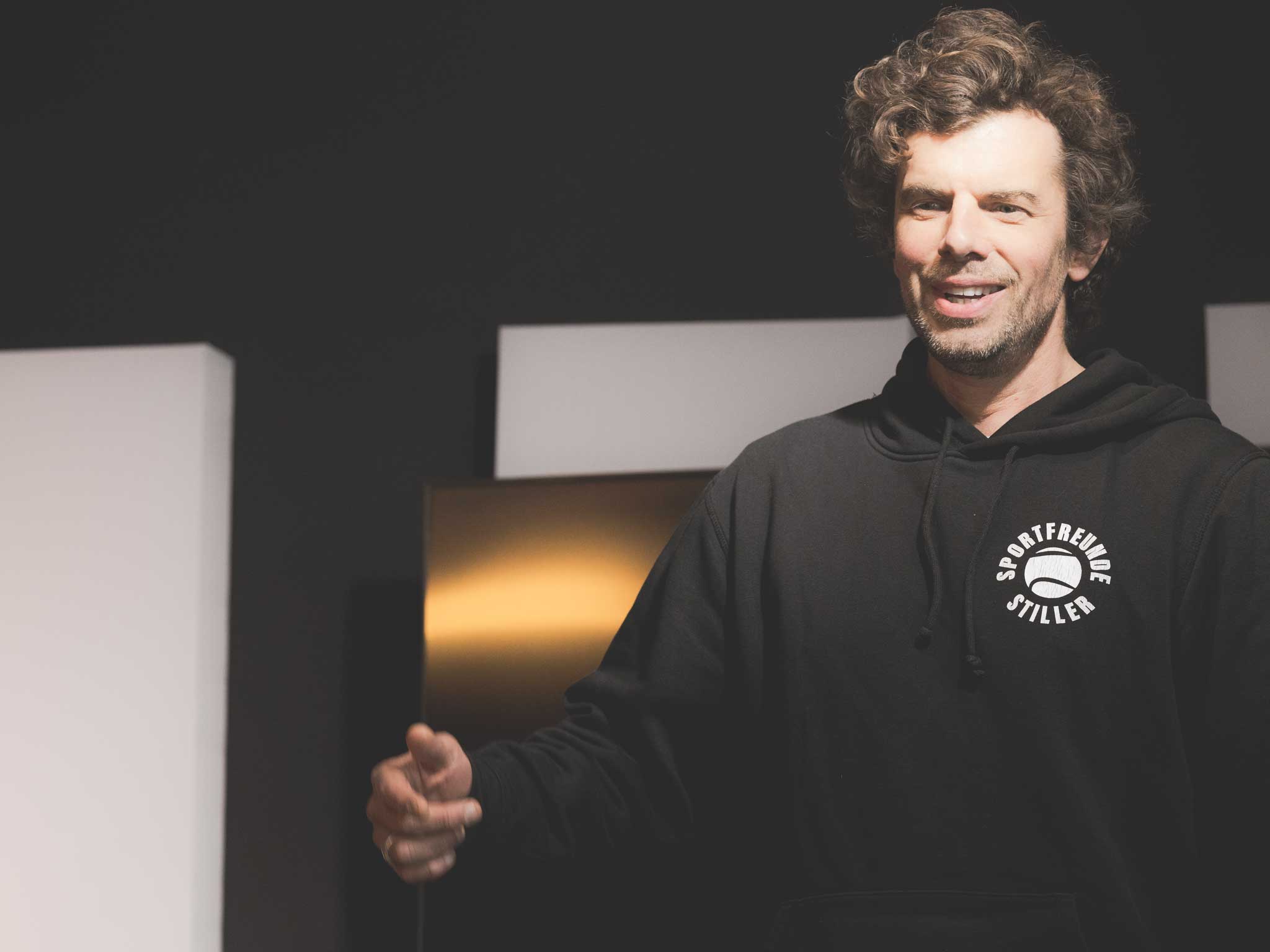 Presentation and speaker training in Speakery Studio. The speakery training studio in Taufkirchen Munich. Public Speaking Coaching Presentation Skills Training Speech Development Course Oratory Coaching Communication Skills Workshop Speaking Skills Enhancement Speech Delivery Training Professional Speaking Development Presentation Mastery Classes Effective Communication Training Voice and Speech Coaching Confidence in Speaking Workshops Executive Speaking Training Leadership Communication Coaching Speech and Presentation Improvement.