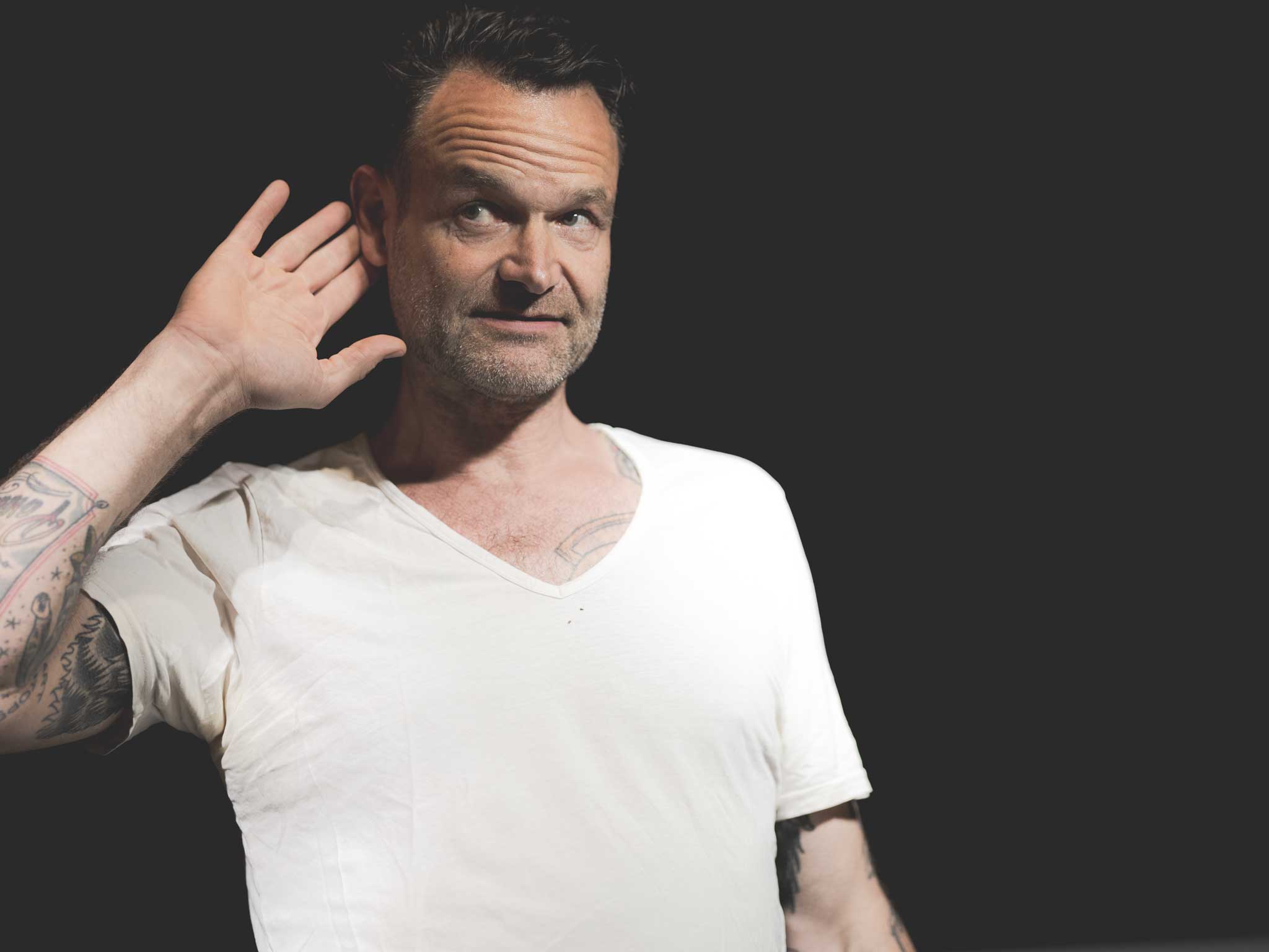 Presentation and speaker training in Speakery Studio. The speakery training studio in Taufkirchen Munich. Public Speaking Coaching Presentation Skills Training Speech Development Course Oratory Coaching Communication Skills Workshop Speaking Skills Enhancement Speech Delivery Training Professional Speaking Development Presentation Mastery Classes Effective Communication Training Voice and Speech Coaching Confidence in Speaking Workshops Executive Speaking Training Leadership Communication Coaching Speech and Presentation Improvement.